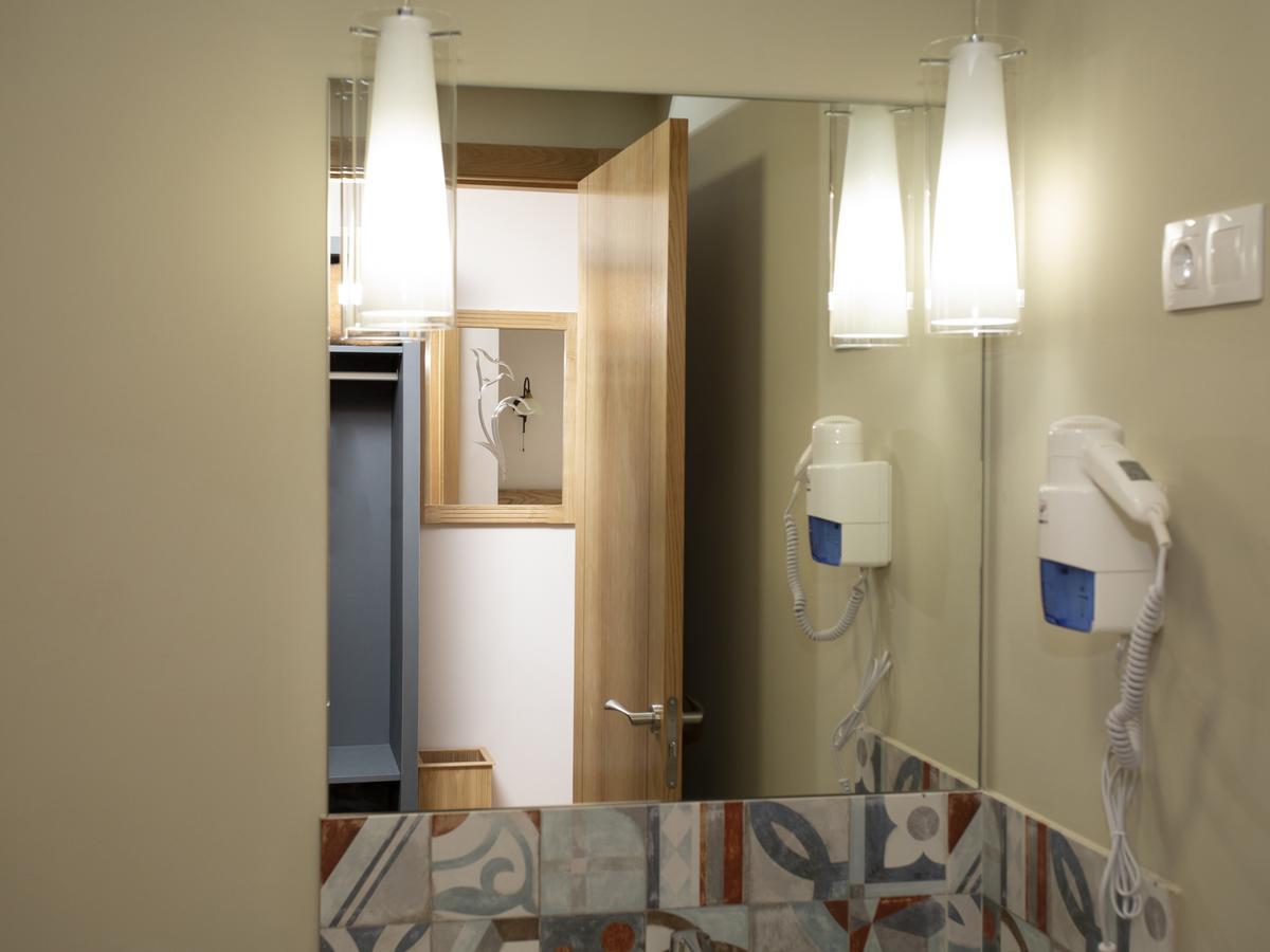 Hotel Novoa サリア エクステリア 写真