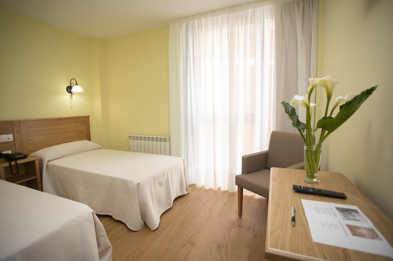Hotel Novoa サリア エクステリア 写真